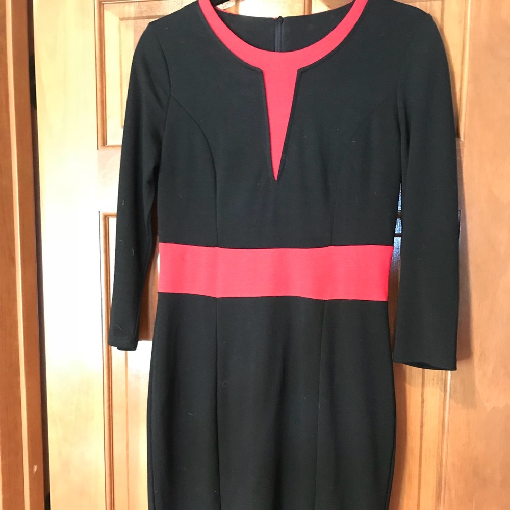 Knee length Amazon dress size M